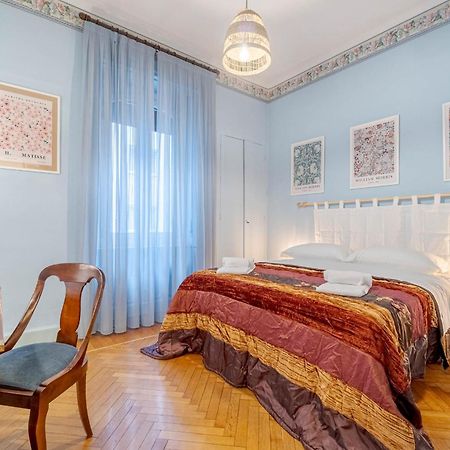 Torino Old Fashion Apartment With Balcony Esterno foto